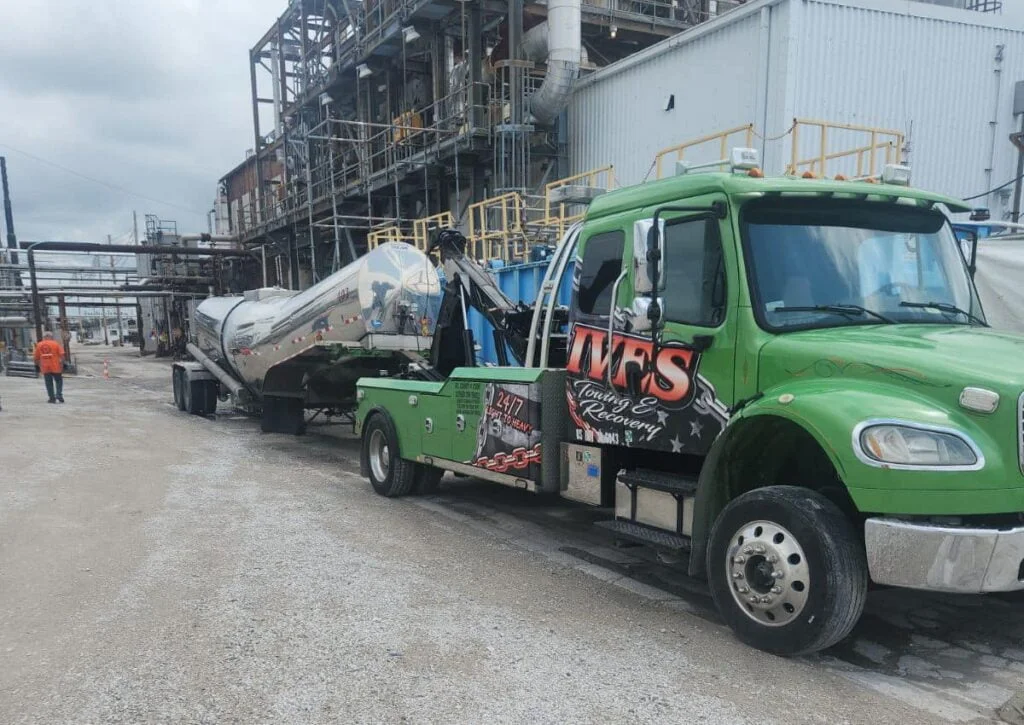 ives towing 2023 08 08  21 26 14.3 e1700314046254