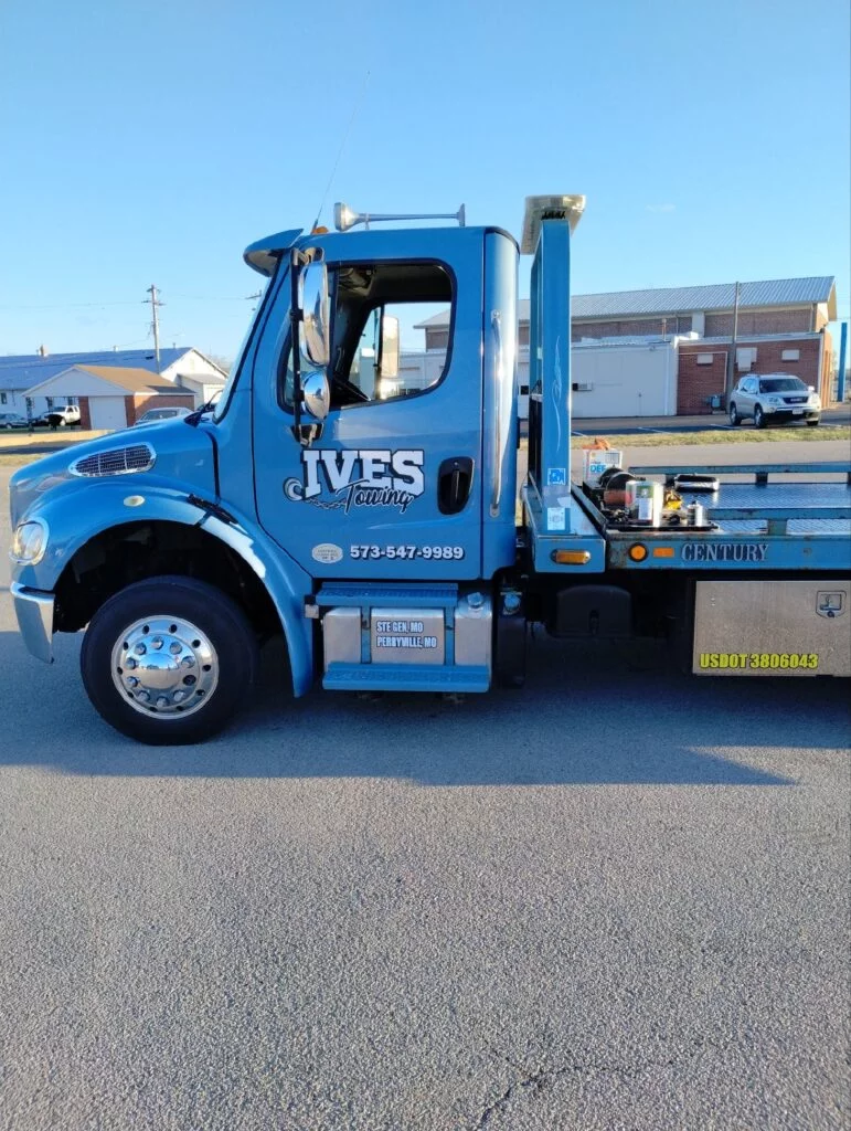 ives towing flatbed img 9794