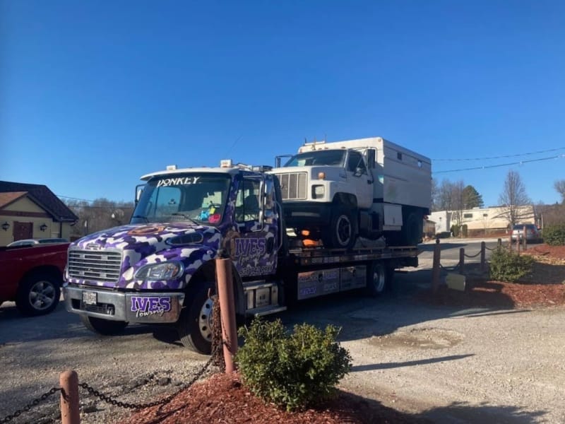 Imperial delivery van towing