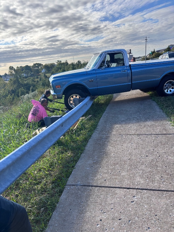 Arnold vehicle towing